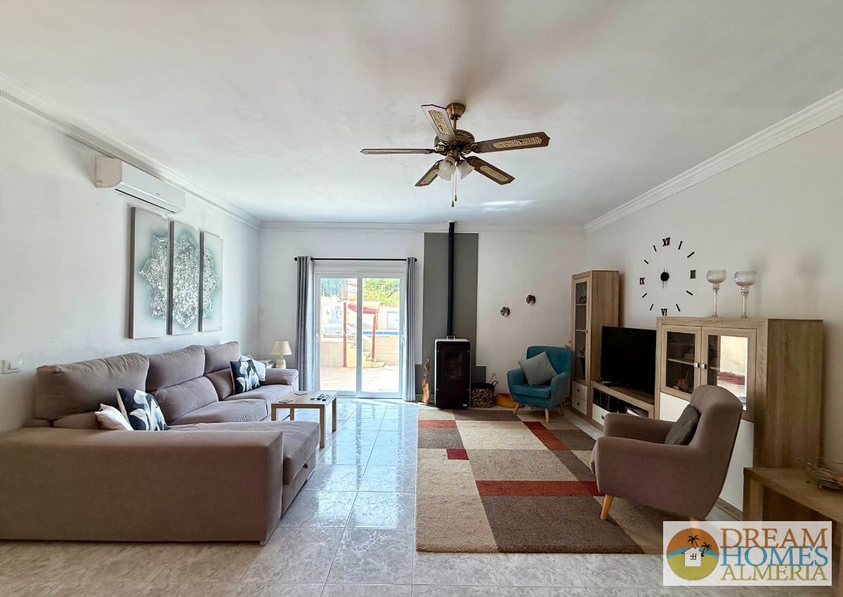2 Zimmer Villa zu verkaufen in Arboleas mit Pool - 264.500 € (Ref: 10033104)
