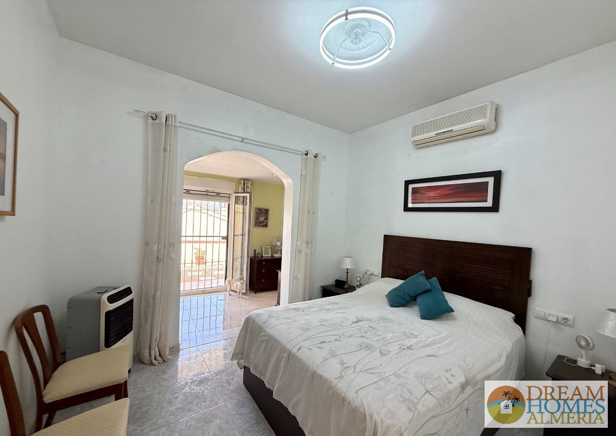 2 Zimmer Villa zu verkaufen in Arboleas mit Pool - 264.500 € (Ref: 10033104)