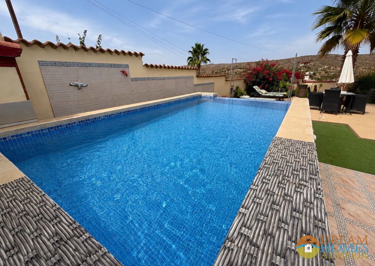 2 Zimmer Villa zu verkaufen in Arboleas mit Pool - 264.500 € (Ref: 10033104)