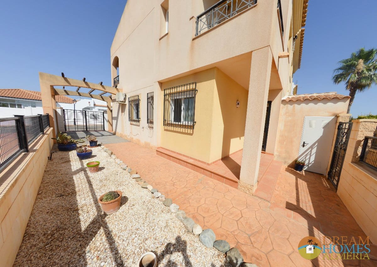3 sovrum Lägenhet till salu i La Alfoquia med pool - 155 000 € (Ref: 10035985)