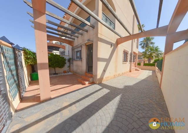 3 slaapkamer Appartement te koop in La Alfoquia, Zurgena met zwembad - € 149.900 (Ref: 10035986)