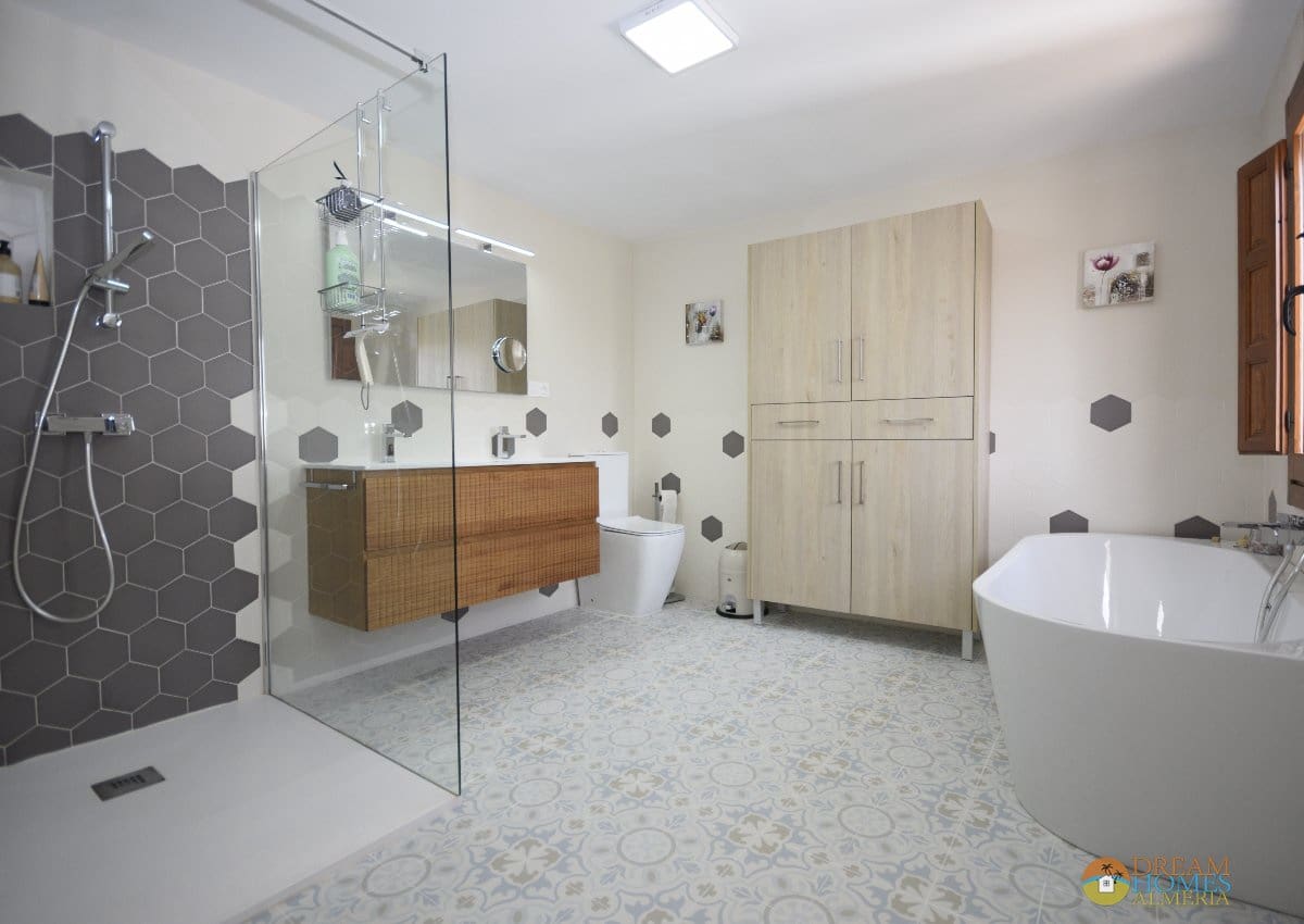 3 bedroom Finca/Country House for sale in Albox with pool - € 374,995 (Ref: 10060919)