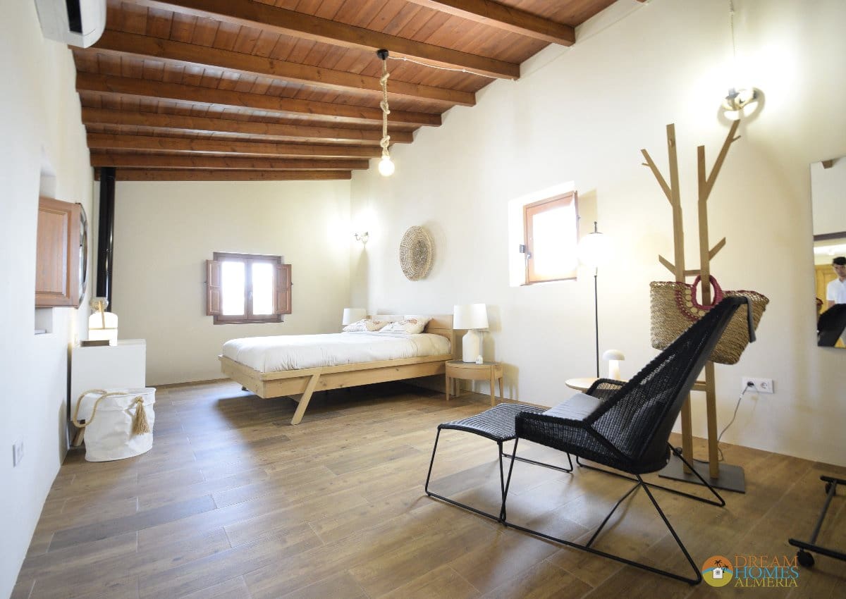 3 bedroom Finca/Country House for sale in Albox with pool - € 374,995 (Ref: 10060919)