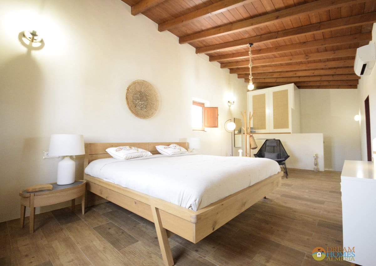 3 bedroom Finca/Country House for sale in Albox with pool - € 374,995 (Ref: 10060919)