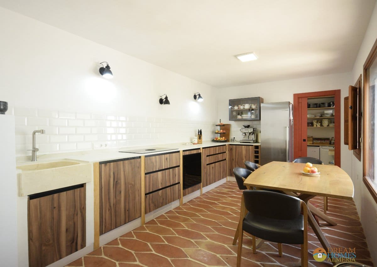 3 bedroom Finca/Country House for sale in Albox with pool - € 374,995 (Ref: 10060919)