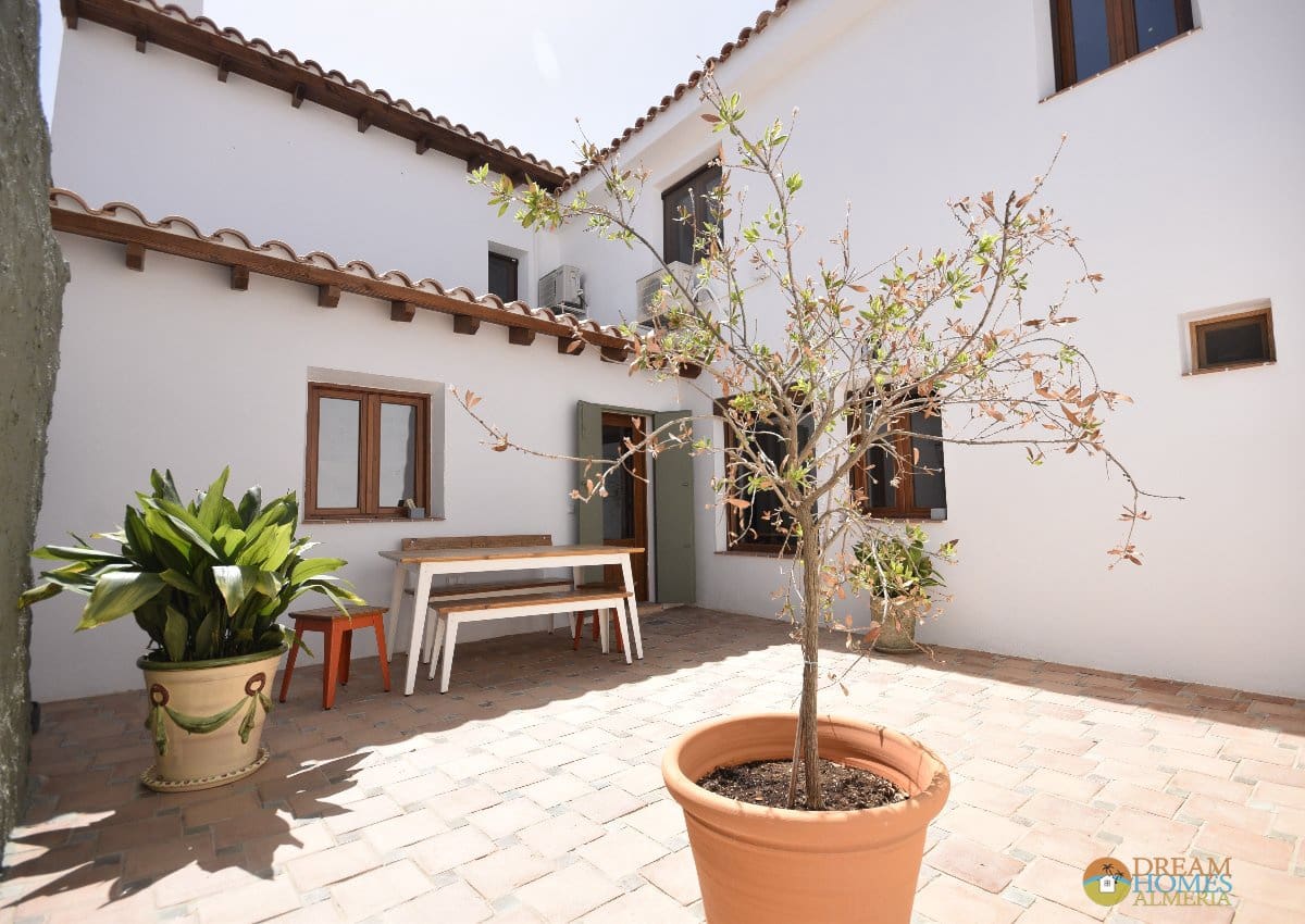 3 bedroom Finca/Country House for sale in Albox with pool - € 374,995 (Ref: 10060919)