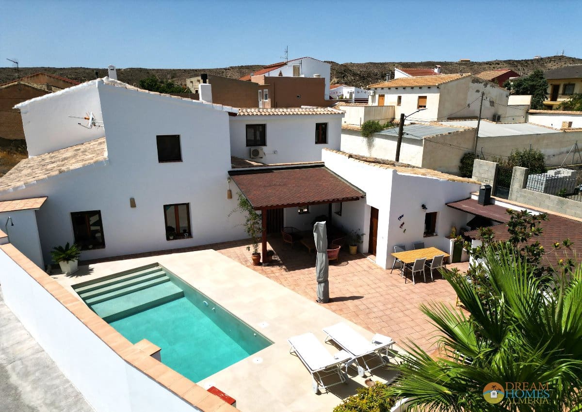 3 bedroom Finca/Country House for sale in Albox with pool - € 374,995 (Ref: 10060919)