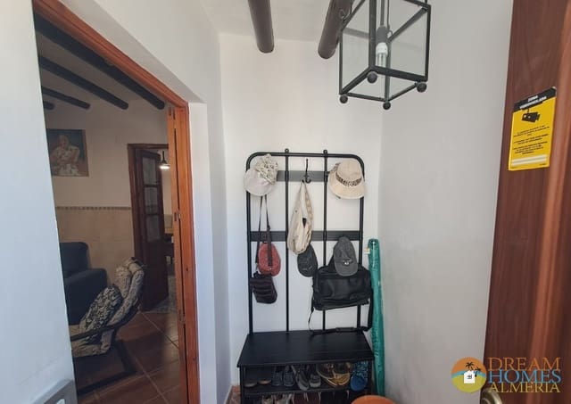 Casa de 3 habitaciones en Cuevas de San Marcos en venta - 55.000 € (Ref: 10074747)