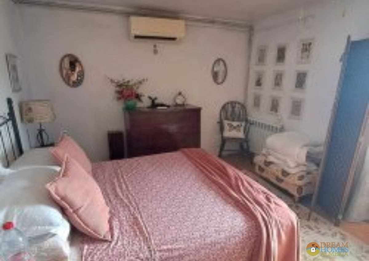 4 Zimmer Finca/Landgut zu verkaufen in Alcala la Real mit Pool - 215.000 € (Ref: 10079834)