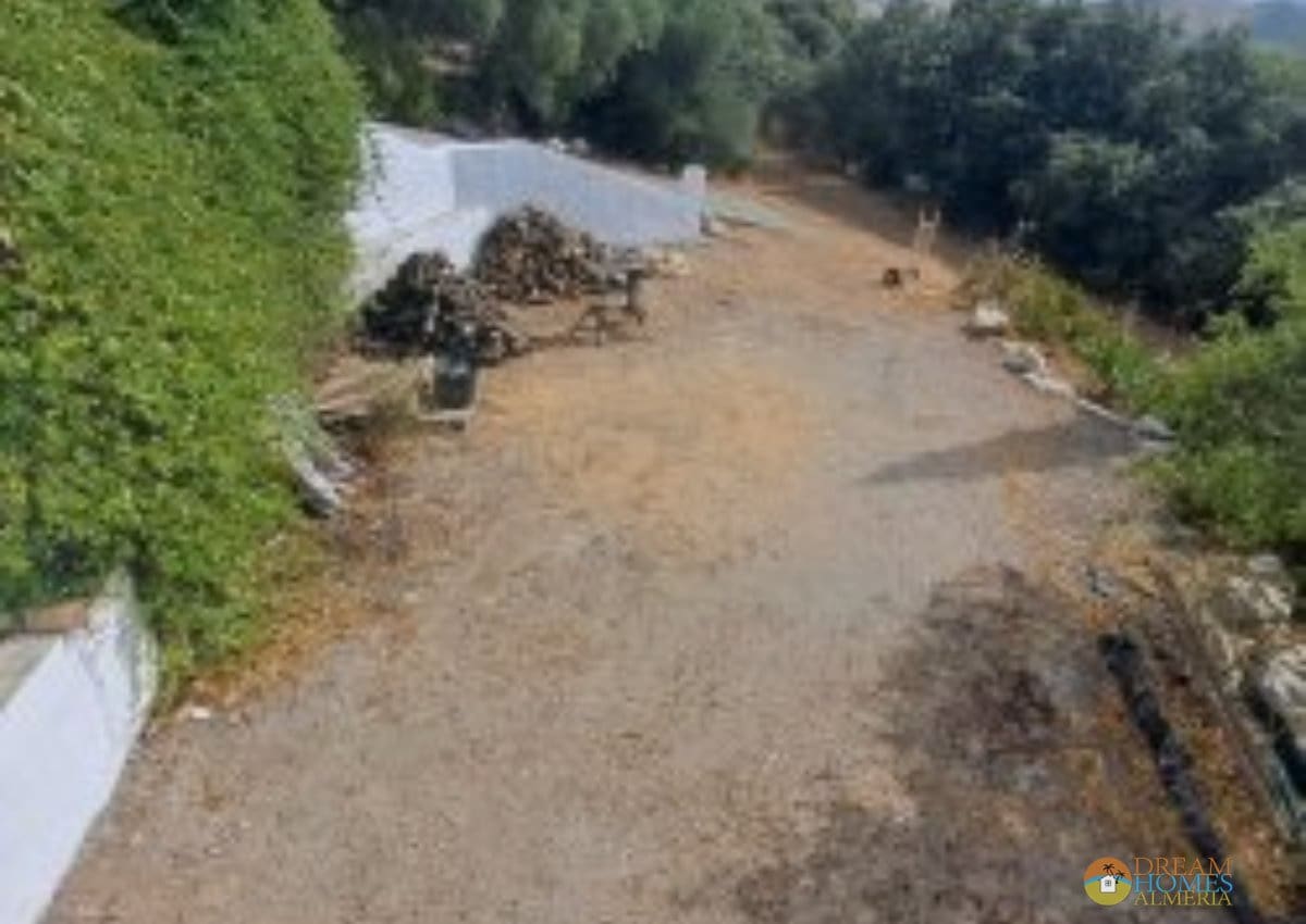4 Zimmer Finca/Landgut zu verkaufen in Alcala la Real mit Pool - 215.000 € (Ref: 10079834)
