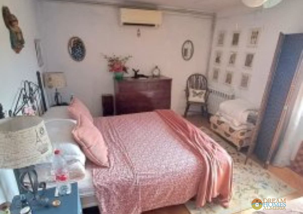 4 Zimmer Finca/Landgut zu verkaufen in Alcala la Real mit Pool - 215.000 € (Ref: 10079834)
