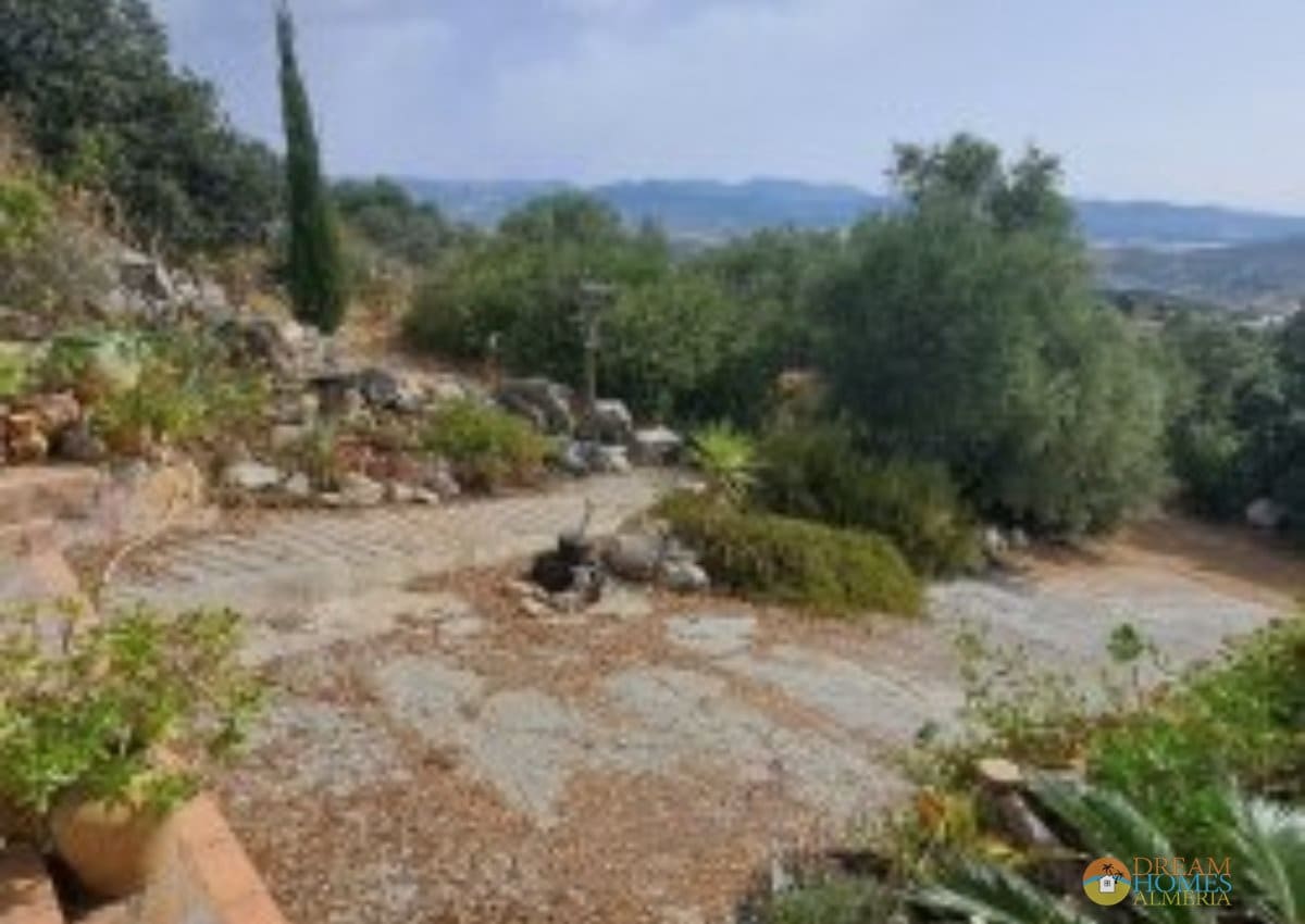 4 Zimmer Finca/Landgut zu verkaufen in Alcala la Real mit Pool - 215.000 € (Ref: 10079834)