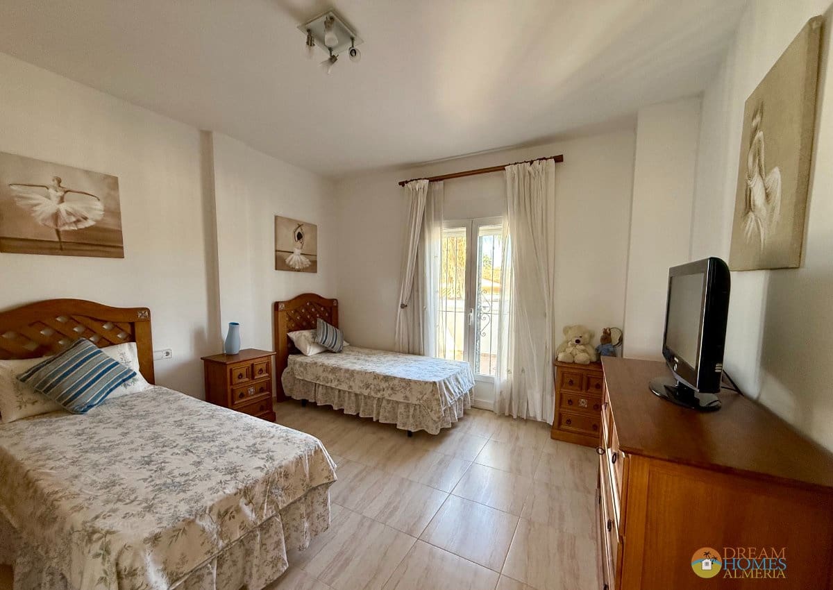 5 sovrum Villa till salu i Huercal-Overa med pool garage - 429 950 € (Ref: 10104325)