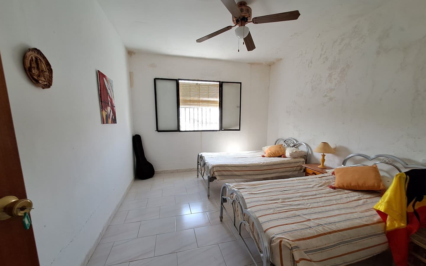 5 bedroom Townhouse for sale in Iznajar with garage - € 130,000 (Ref: 10118147)