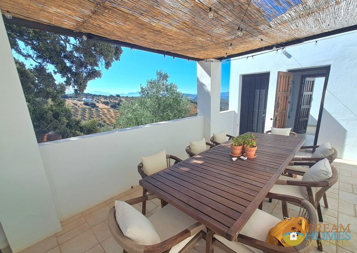 5 sovrum Finca/Hus på landet till salu i Fuente de Cesna med pool garage - 410 000 € (Ref: 10118148)