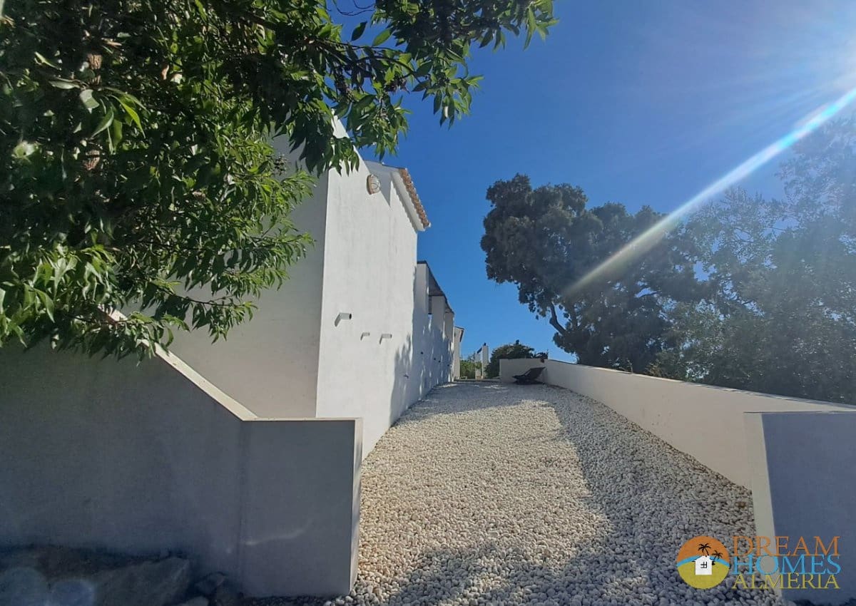 5 sovrum Finca/Hus på landet till salu i Fuente de Cesna med pool garage - 410 000 € (Ref: 10118148)