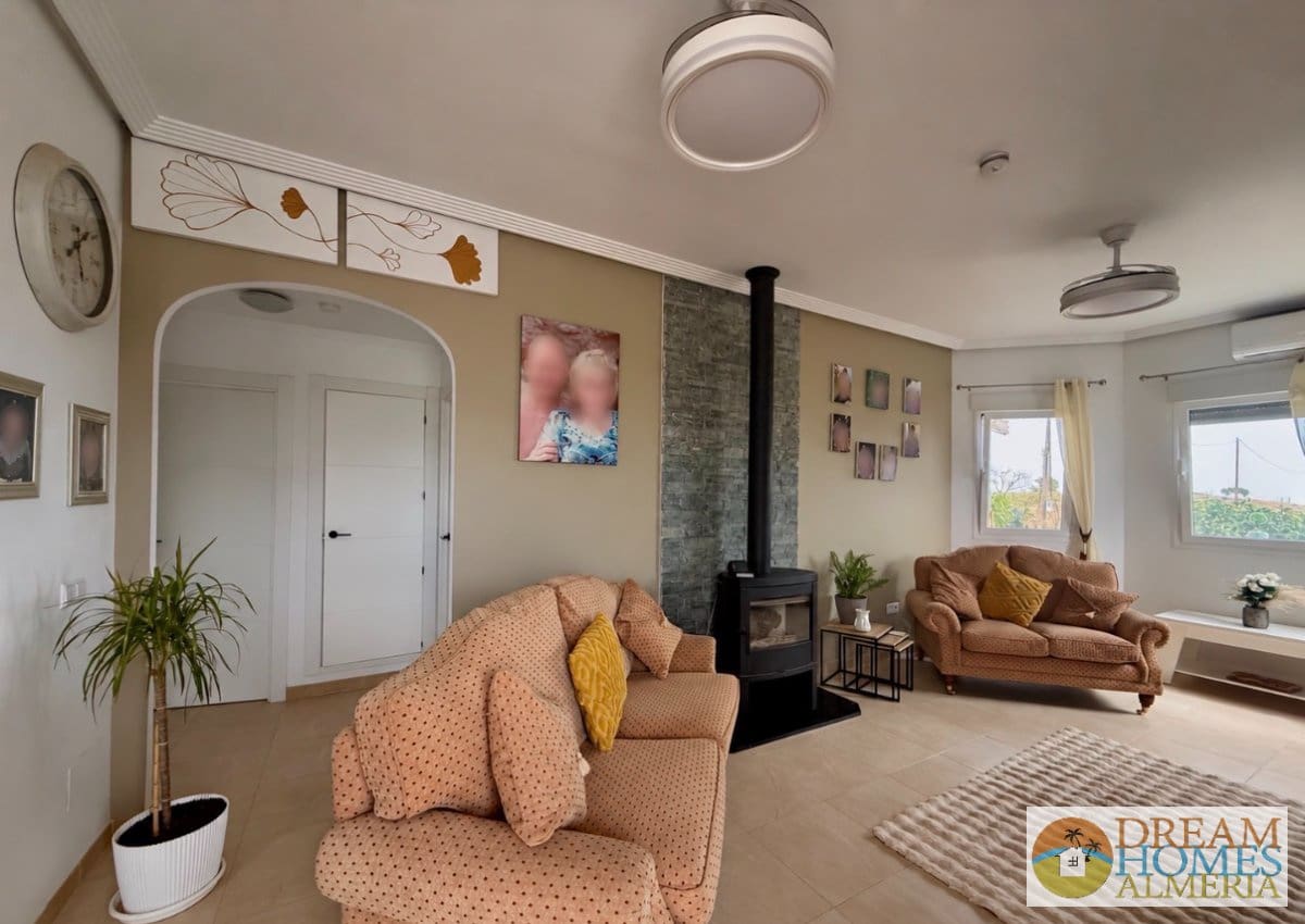 2 slaapkamer Villa te koop in Arboleas met zwembad garage - € 250.000 (Ref: 10127323)