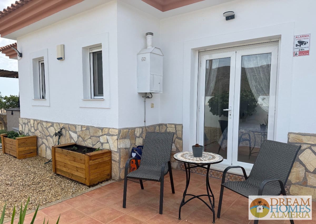 2 slaapkamer Villa te koop in Arboleas met zwembad garage - € 250.000 (Ref: 10127323)
