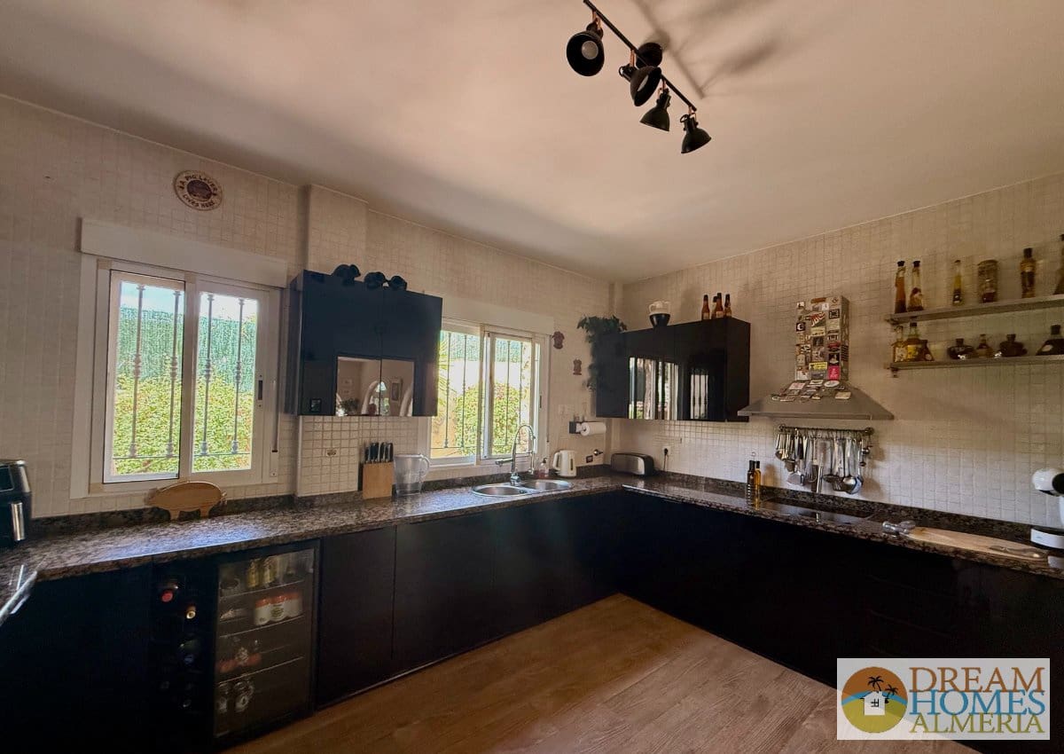 2 slaapkamer Villa te koop in Arboleas met zwembad garage - € 269.000 (Ref: 10130976)