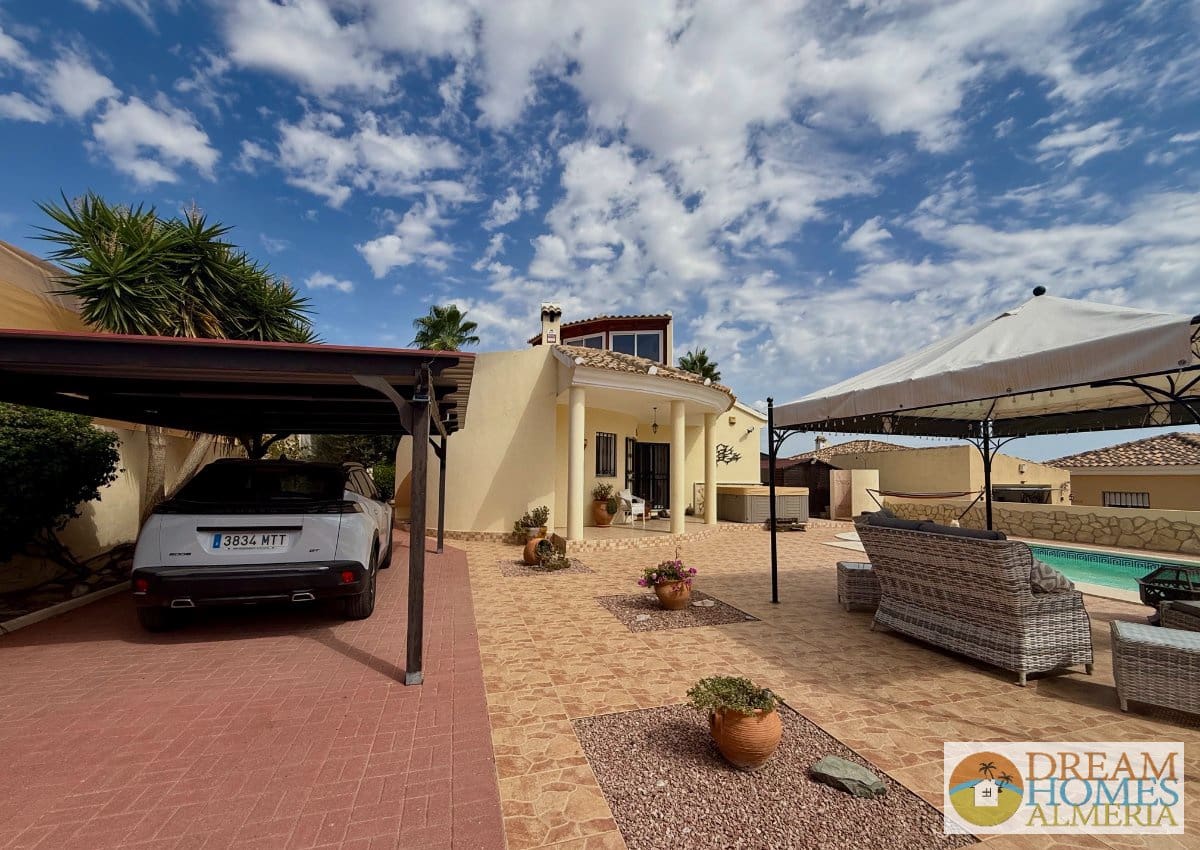 2 slaapkamer Villa te koop in Arboleas met zwembad garage - € 269.000 (Ref: 10130976)