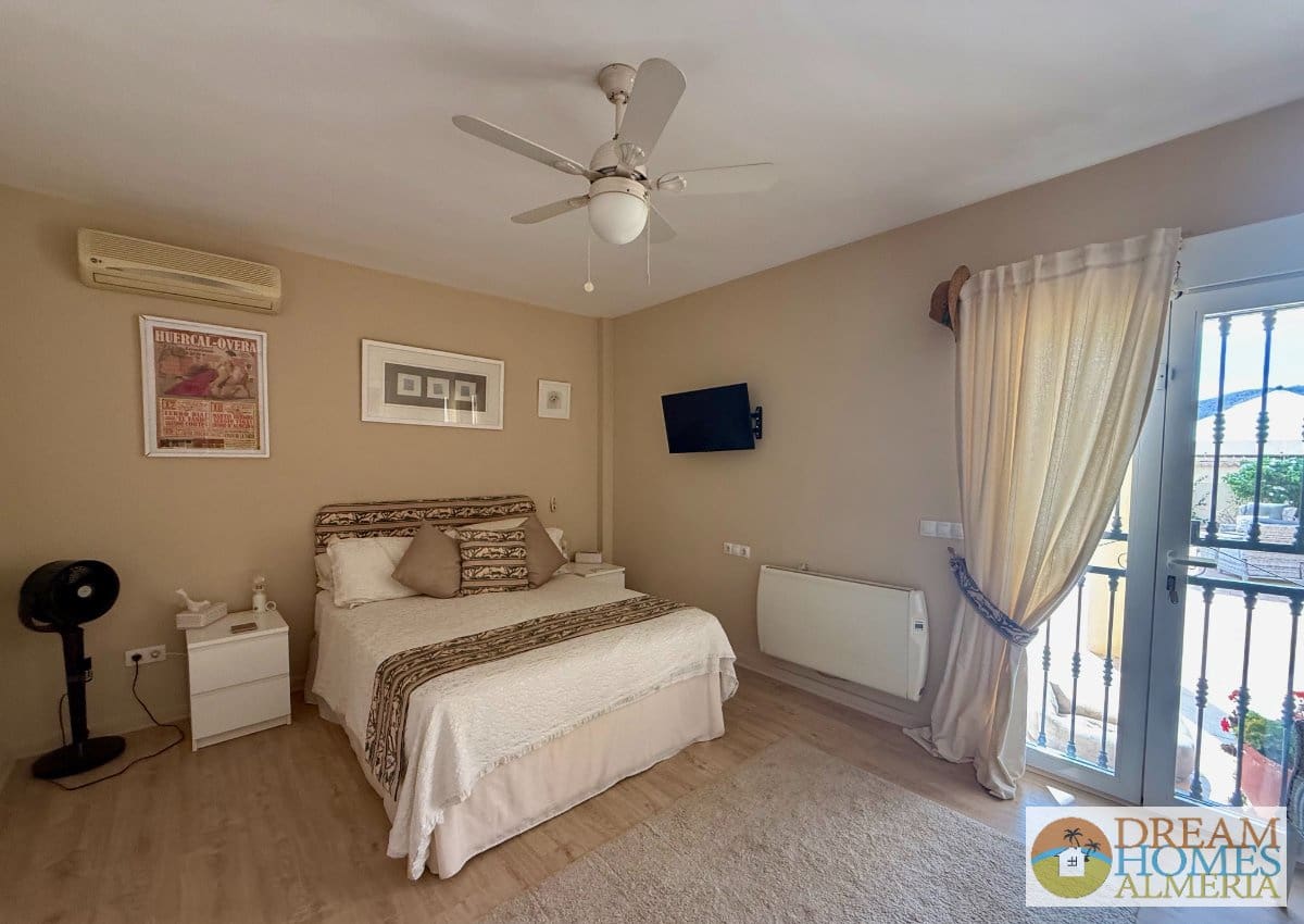 2 slaapkamer Villa te koop in Arboleas met zwembad garage - € 269.000 (Ref: 10130976)