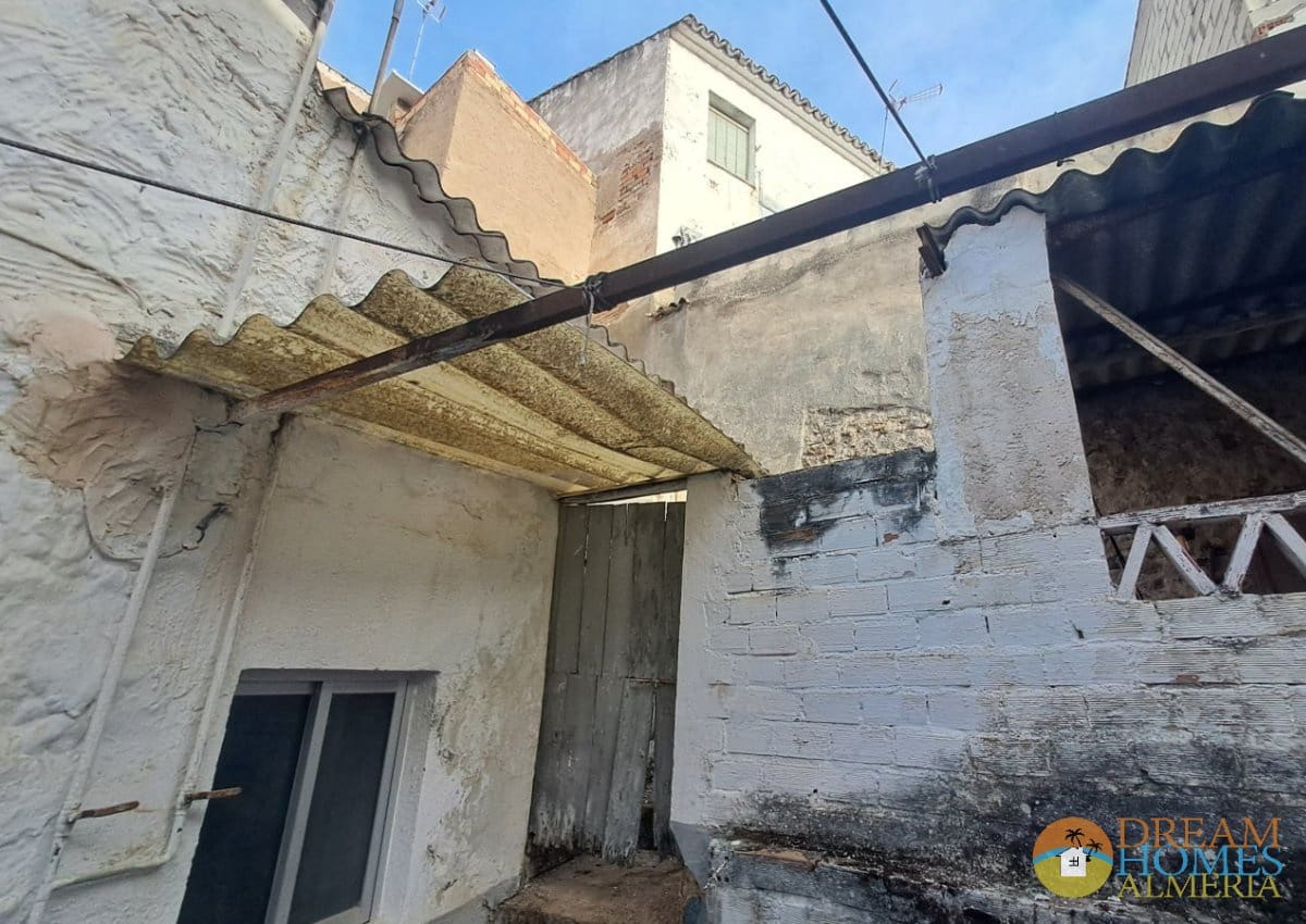 5 soveværelse Byhus til salg i Alcaudete - € 34.000 (Ref: 10148079)