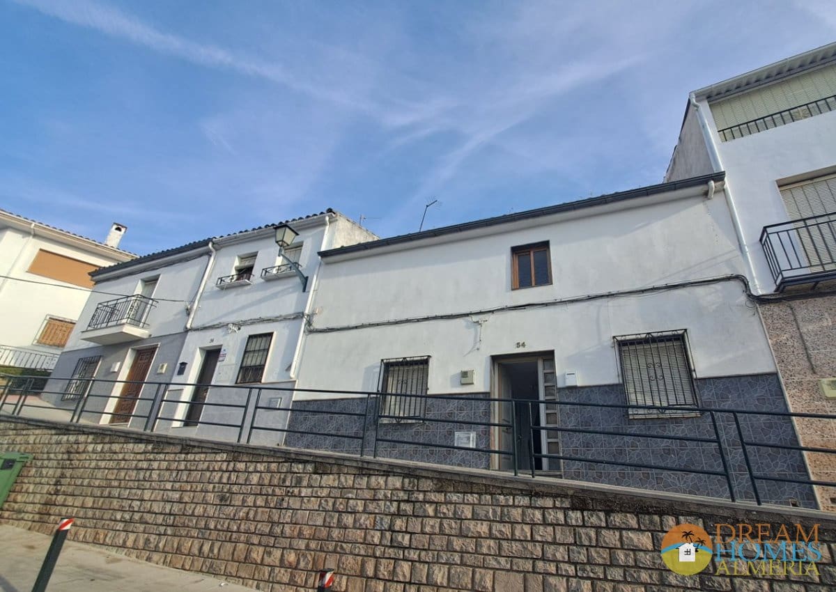 5 soveværelse Byhus til salg i Alcaudete - € 34.000 (Ref: 10148079)