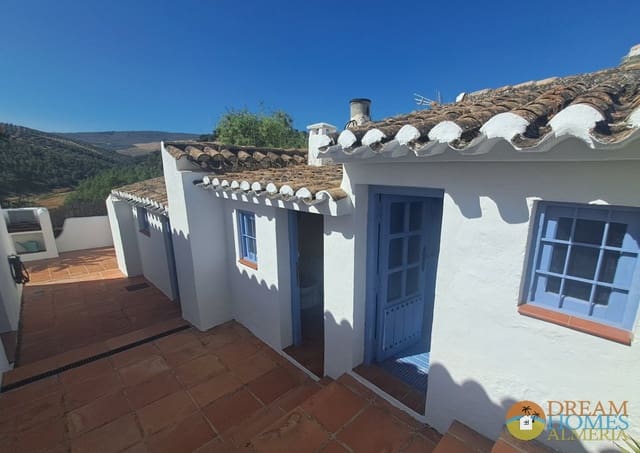 4 sovrum Finca/Hus på landet till salu i Iznájar med pool garage - 425 000 € (Ref: 10157072)