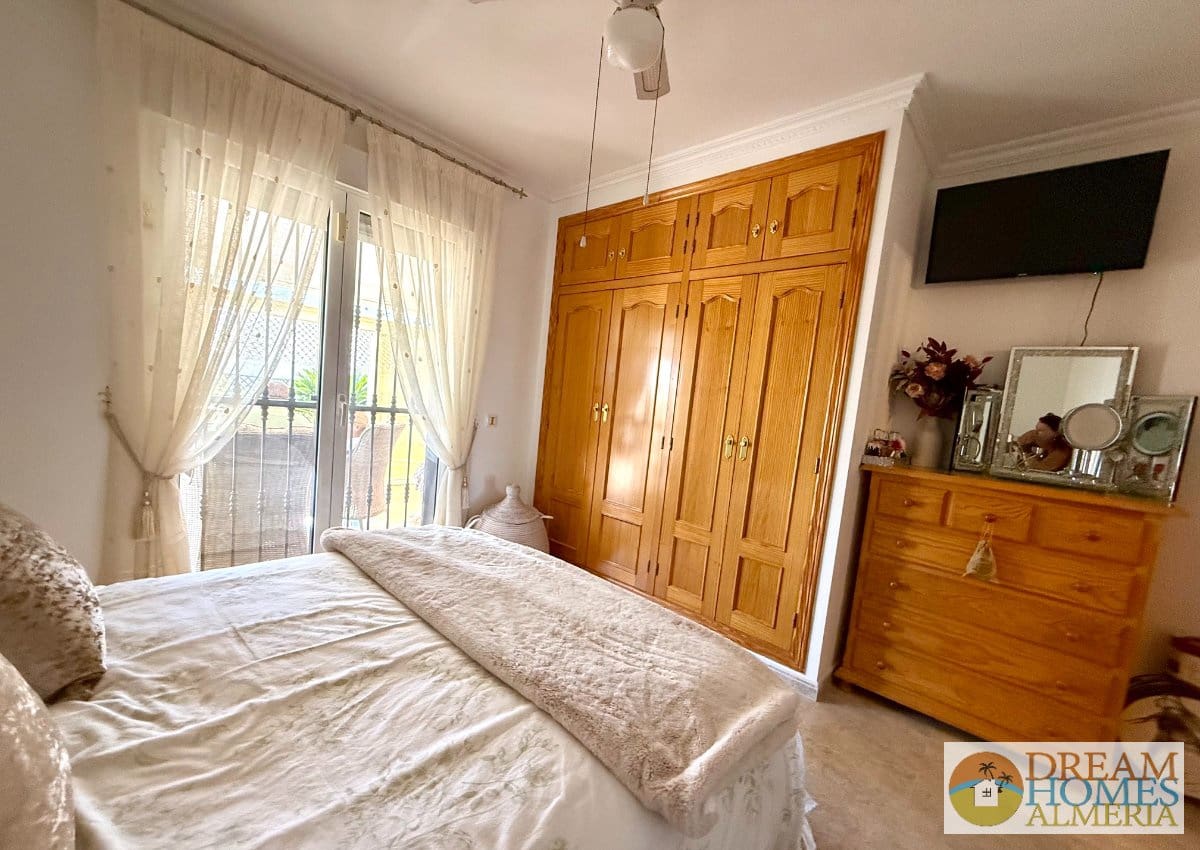 3 sypialnia Willa na sprzedaż w Arboleas z basenem garażem - 349 950 € (Ref: 10158474)