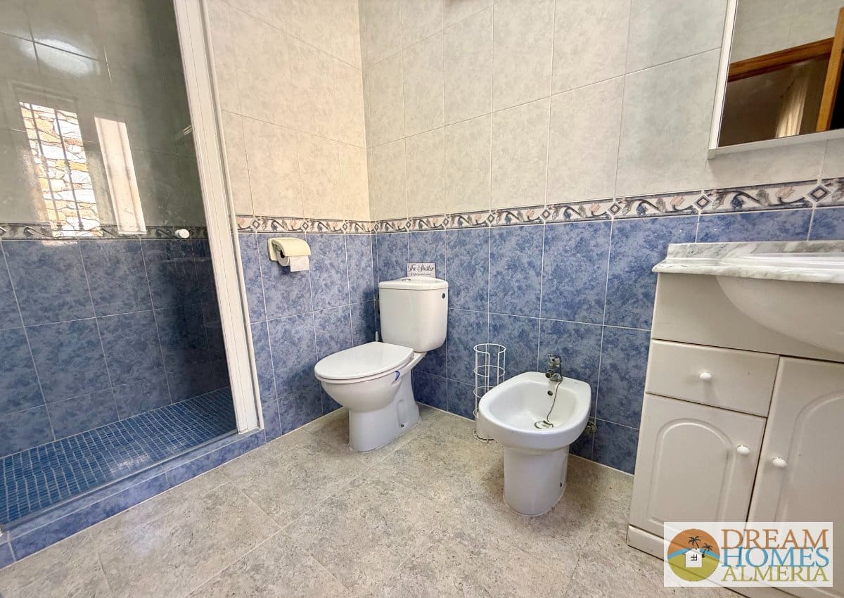 3 sypialnia Willa na sprzedaż w Arboleas z basenem garażem - 349 950 € (Ref: 10158474)
