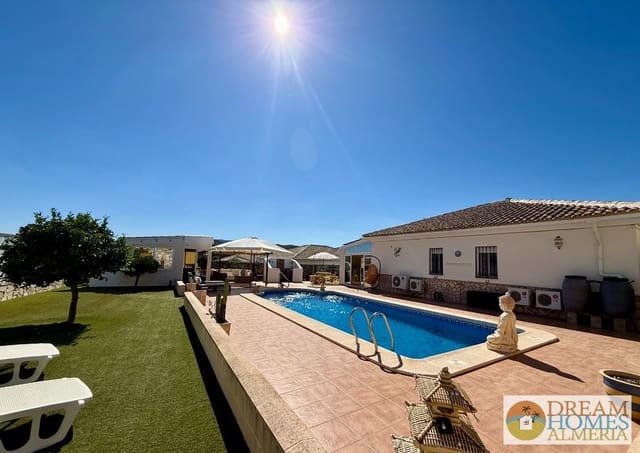 3 sypialnia Willa na sprzedaż w Arboleas z basenem garażem - 349 950 € (Ref: 10158474)