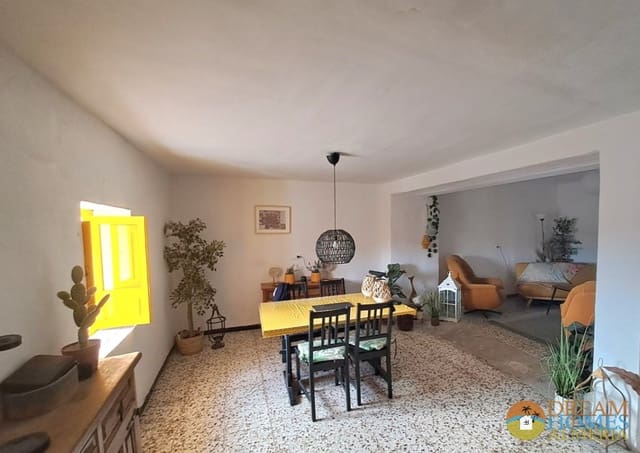 3 makuuhuone Omakotitalo myytävänä paikassa Alcaudete - 74 000 € (Ref: 10186087)
