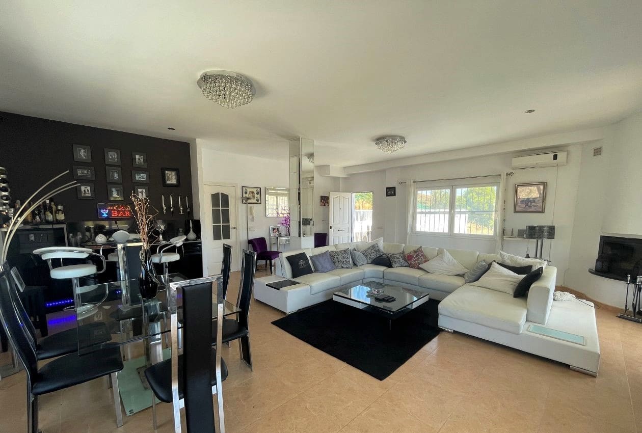 4 soveværelse Villa til salg i Arboleas med swimmingpool - € 330.000 (Ref: 6974580)