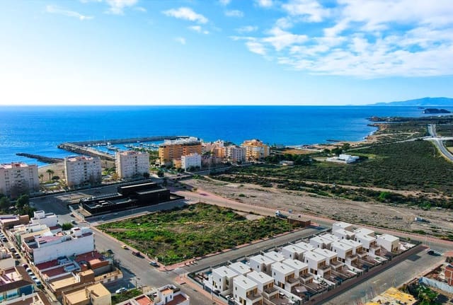 3 soveværelse Villa til salg i Aguilas med swimmingpool - € 355.000 (Ref: 7601797)