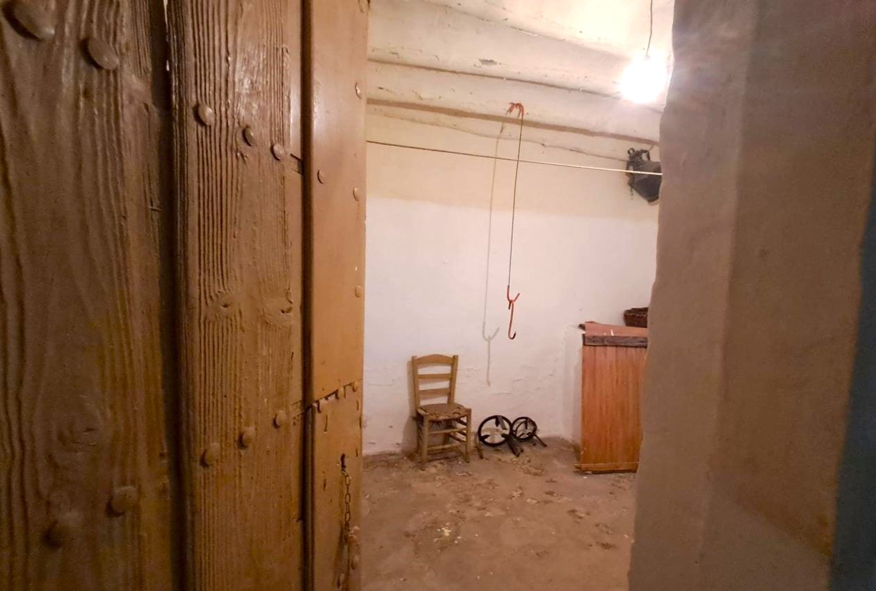 4 soverom Hus til salgs i Castillo de Locubin - € 59 000 (Ref: 7656830)