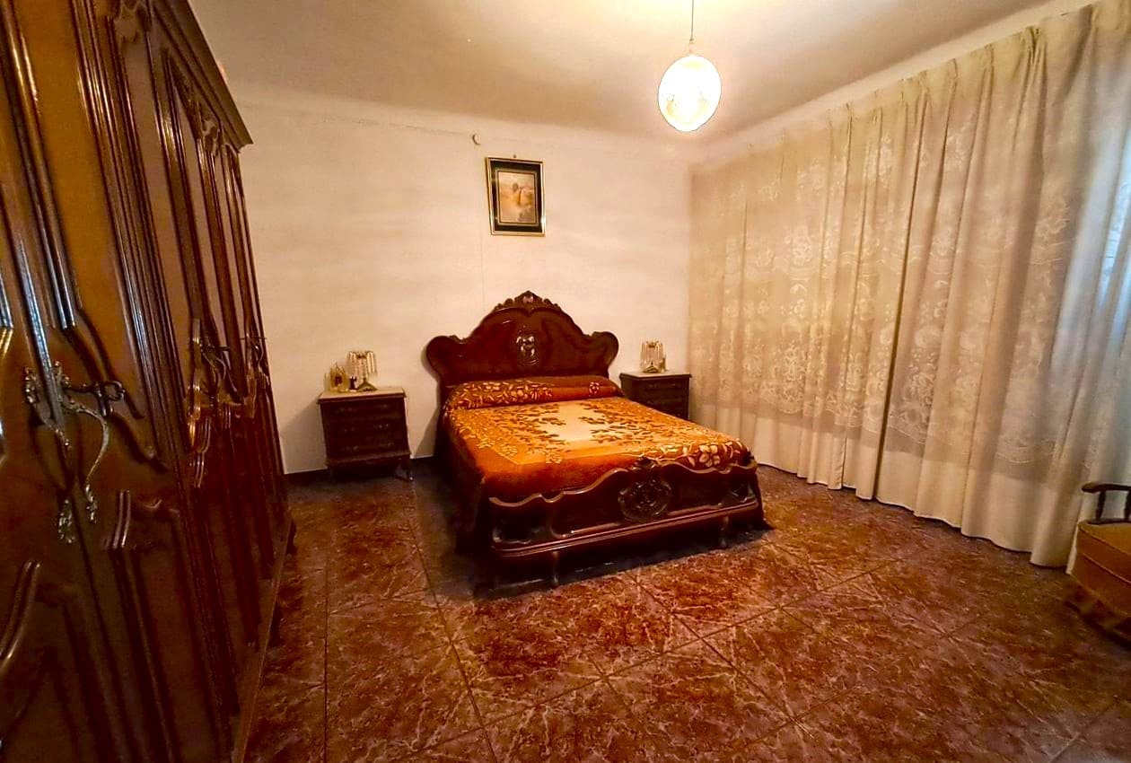 4 soverom Hus til salgs i Castillo de Locubin - € 59 000 (Ref: 7656830)