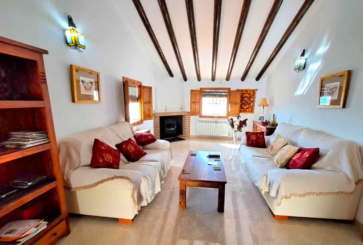 4 soveværelse Semi-Rækkehus til salg i Rute med swimmingpool - € 320.000 (Ref: 7878630)