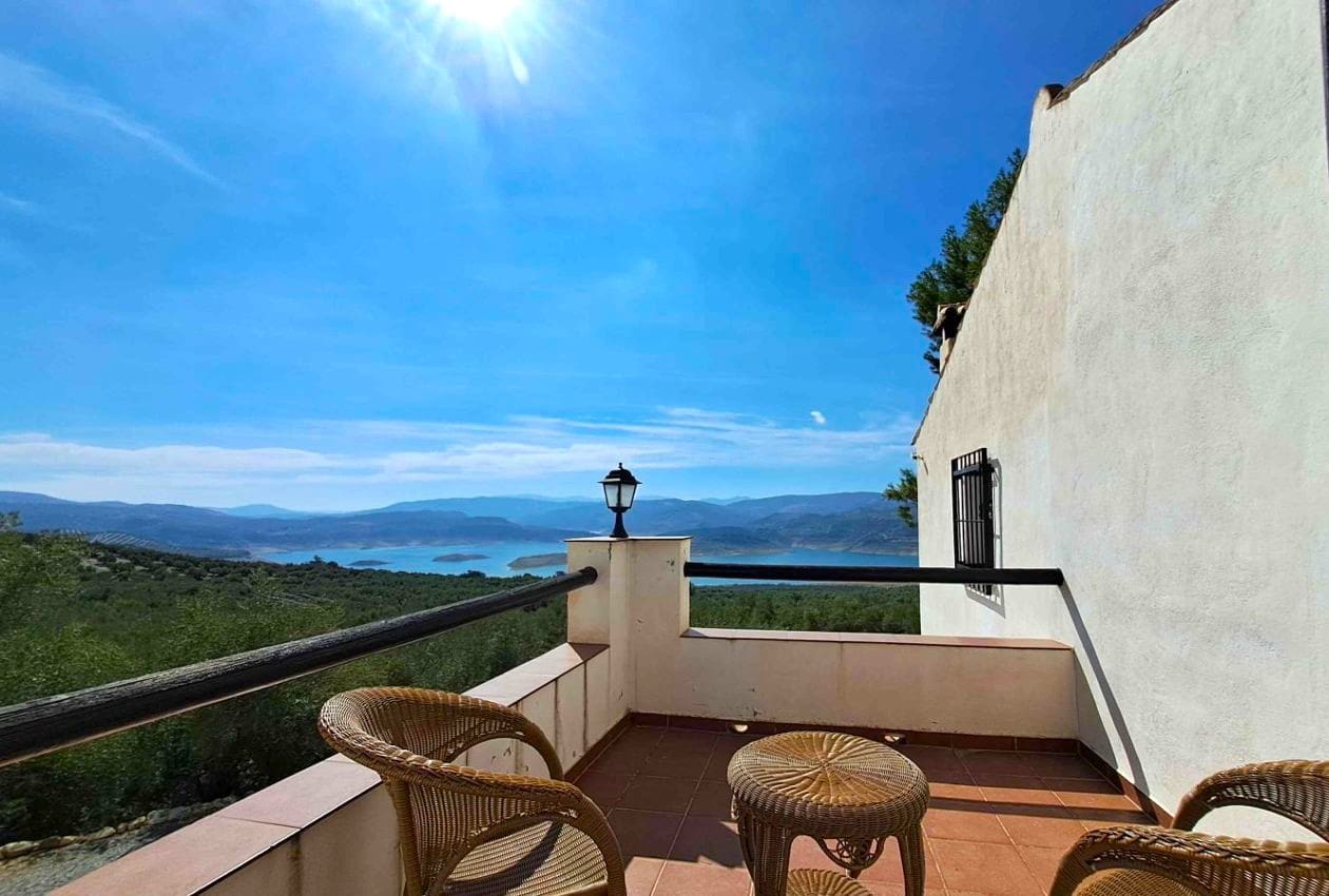 4 soveværelse Semi-Rækkehus til salg i Rute med swimmingpool - € 320.000 (Ref: 7878630)