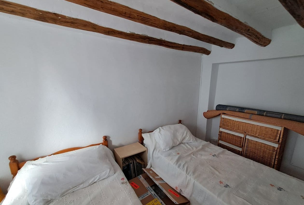 3 soveværelse Byhus til salg i Montizon - € 79.000 (Ref: 8304504)