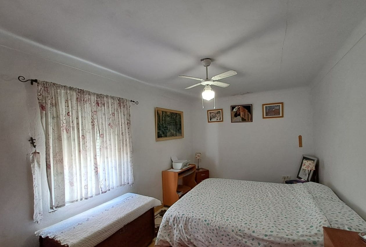 3 soveværelse Byhus til salg i Montizon - € 79.000 (Ref: 8304504)