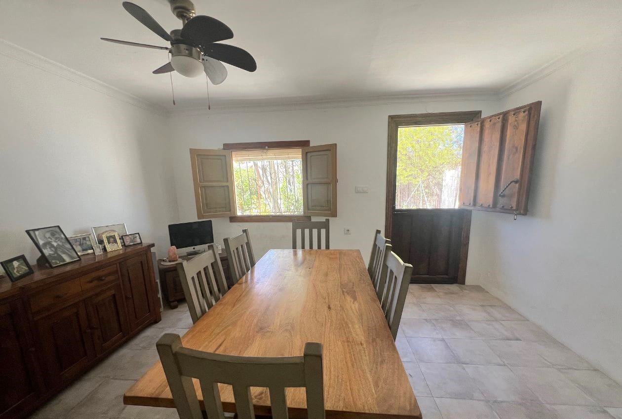 7 soveværelse Finca/Landehus til salg i Arboleas - € 199.950 (Ref: 8390086)