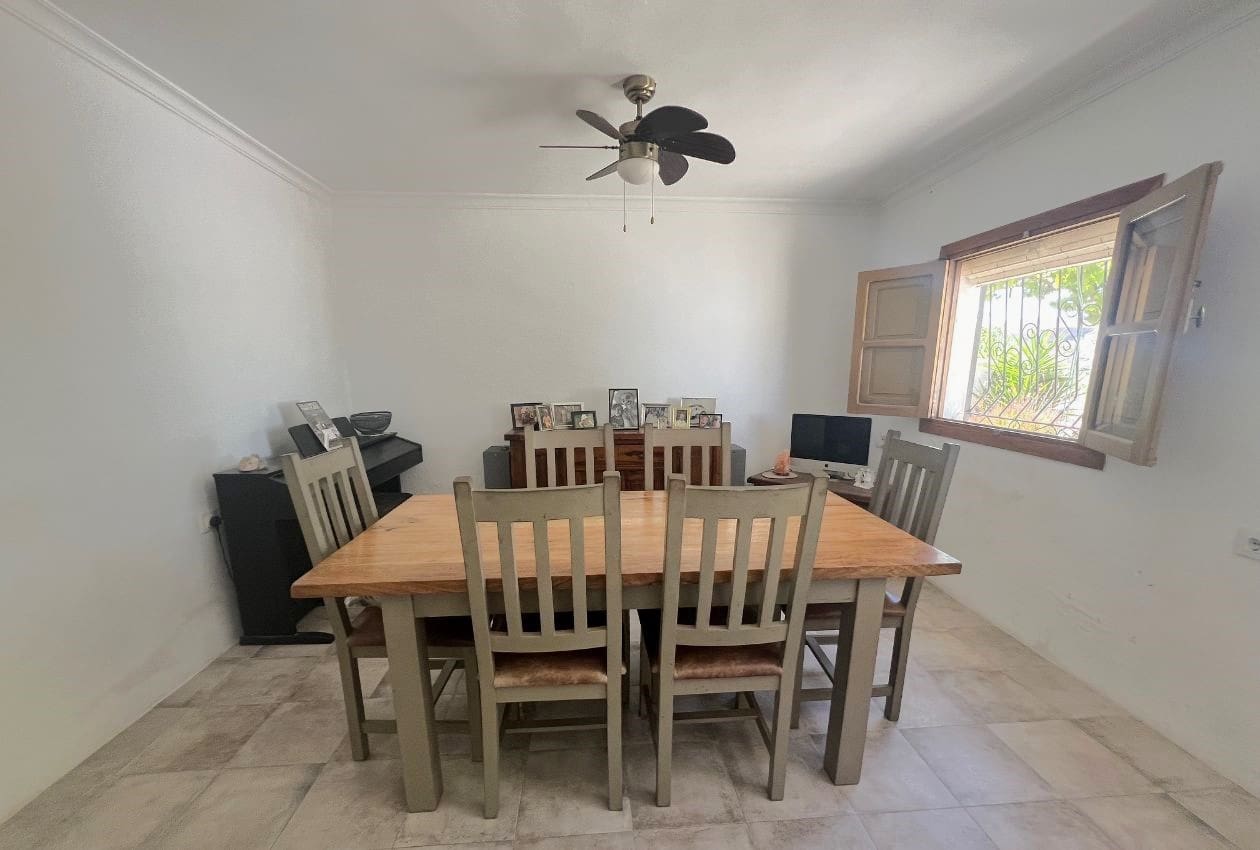 7 soveværelse Finca/Landehus til salg i Arboleas - € 199.950 (Ref: 8390086)