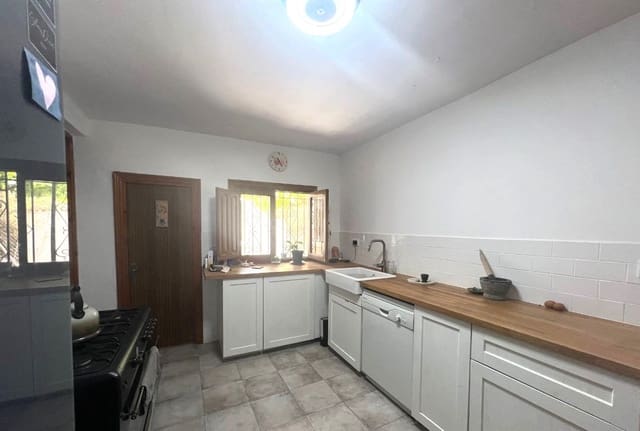 7 soverom Finca/Herregård til salgs i Arboleas - € 199 950 (Ref: 8390086)