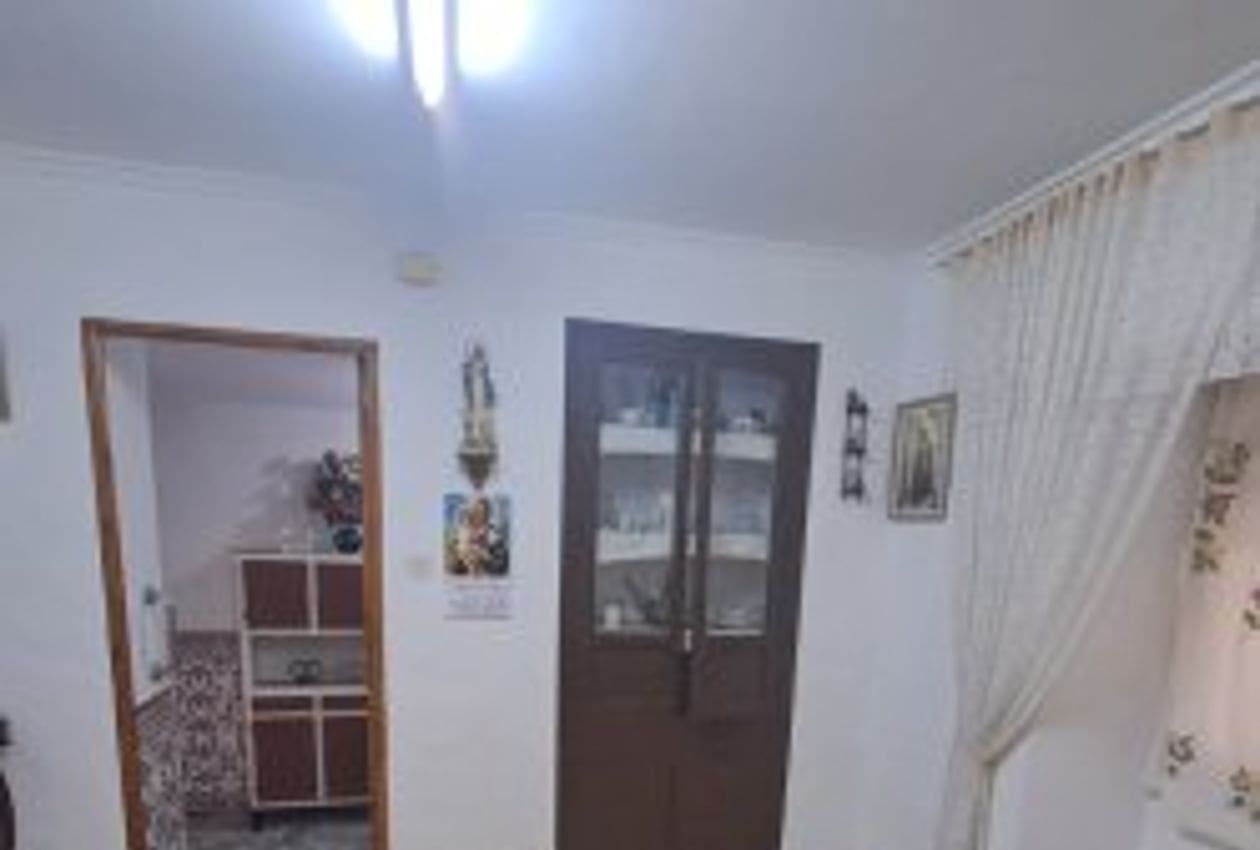 5 makuuhuone Omakotitalo myytävänä paikassa Alcaudete - 74 000 € (Ref: 8404338)