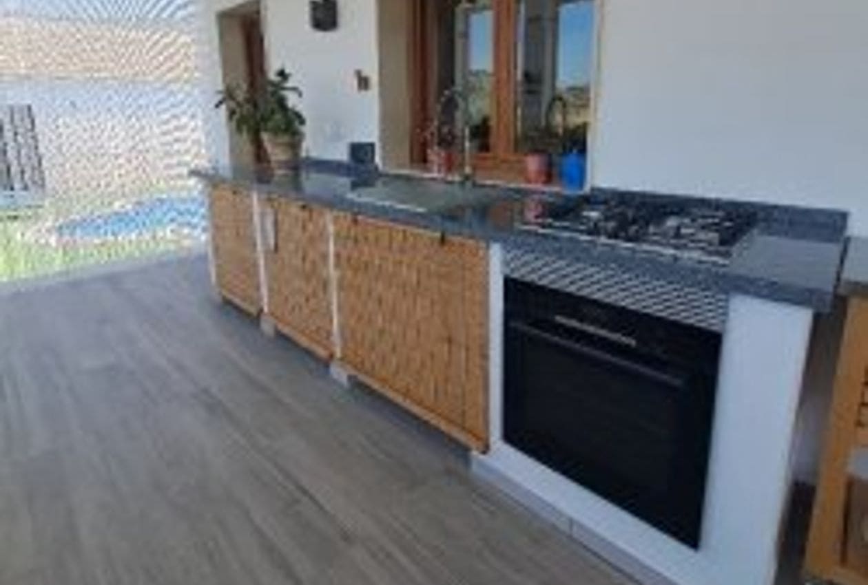 4 soveværelse Finca/Landehus til salg i Algarinejo med swimmingpool - € 360.000 (Ref: 8490294)