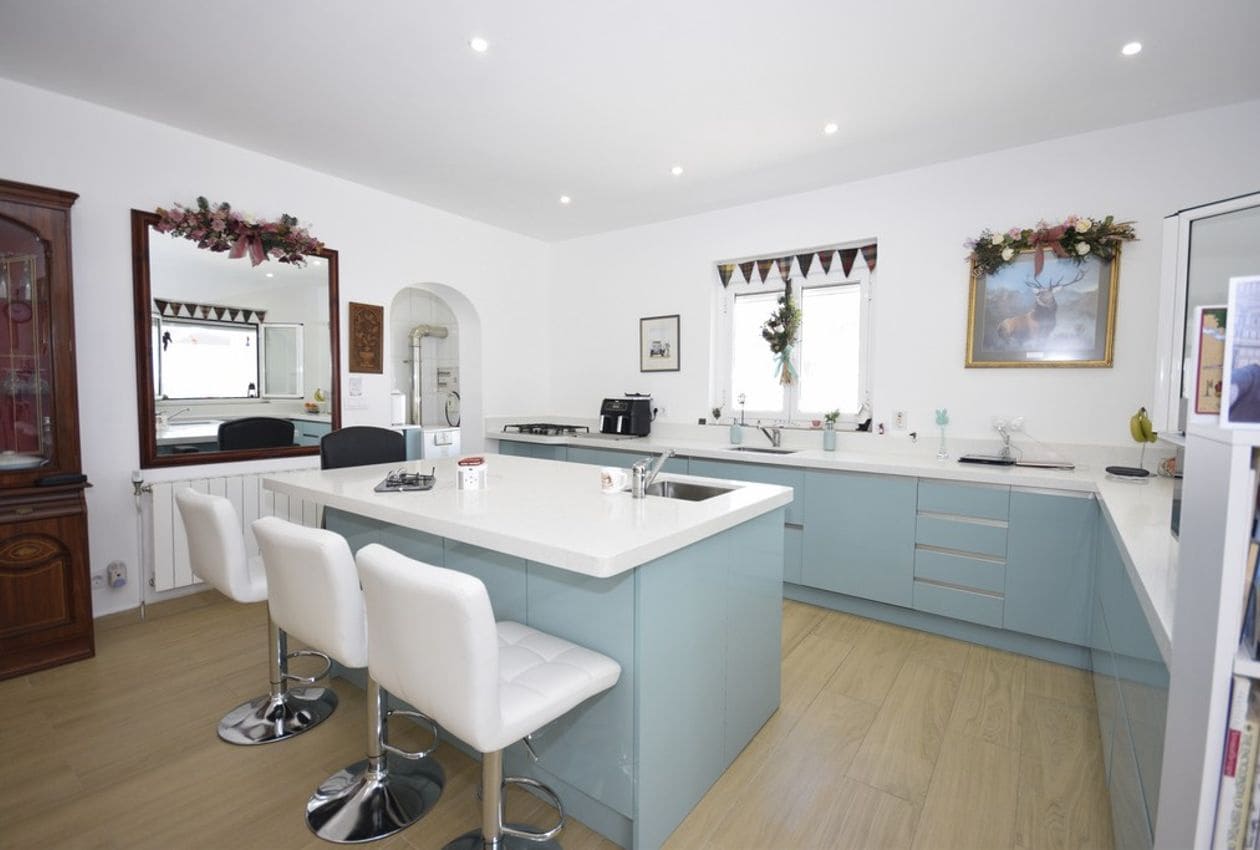 4 bedroom Villa for sale in Oria with pool - € 324,950 (Ref: 8600806)