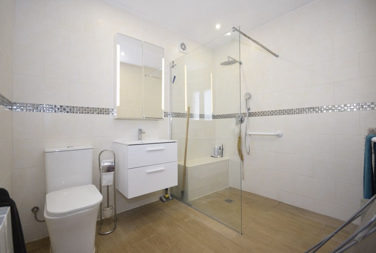 4 bedroom Villa for sale in Oria with pool - € 324,950 (Ref: 8600806)