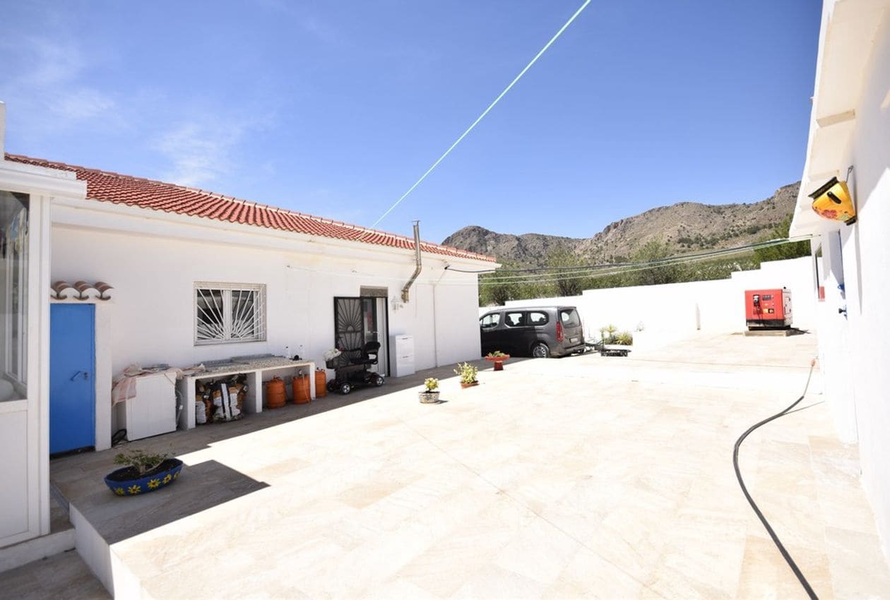 4 bedroom Villa for sale in Oria with pool - € 324,950 (Ref: 8600806)