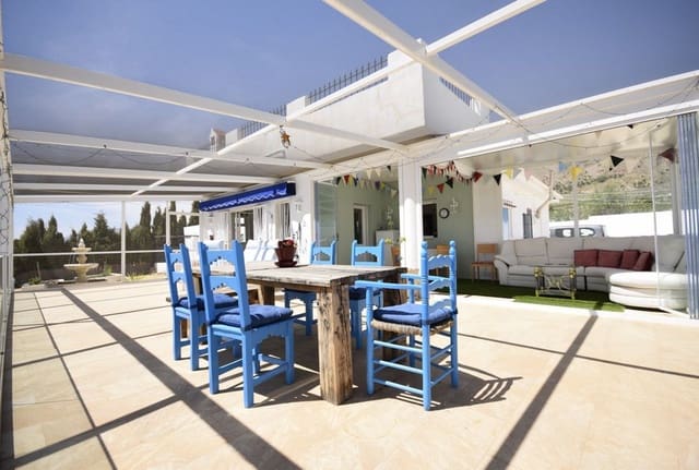 4 soveværelse Villa til salg i Oria med swimmingpool - € 324.950 (Ref: 8600806)