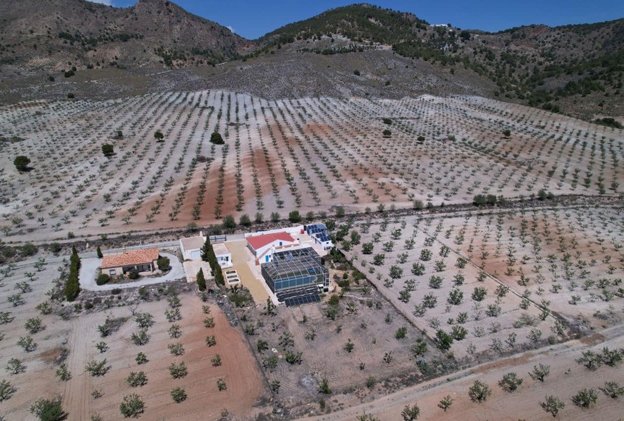 4 bedroom Villa for sale in Oria with pool - € 324,950 (Ref: 8600806)